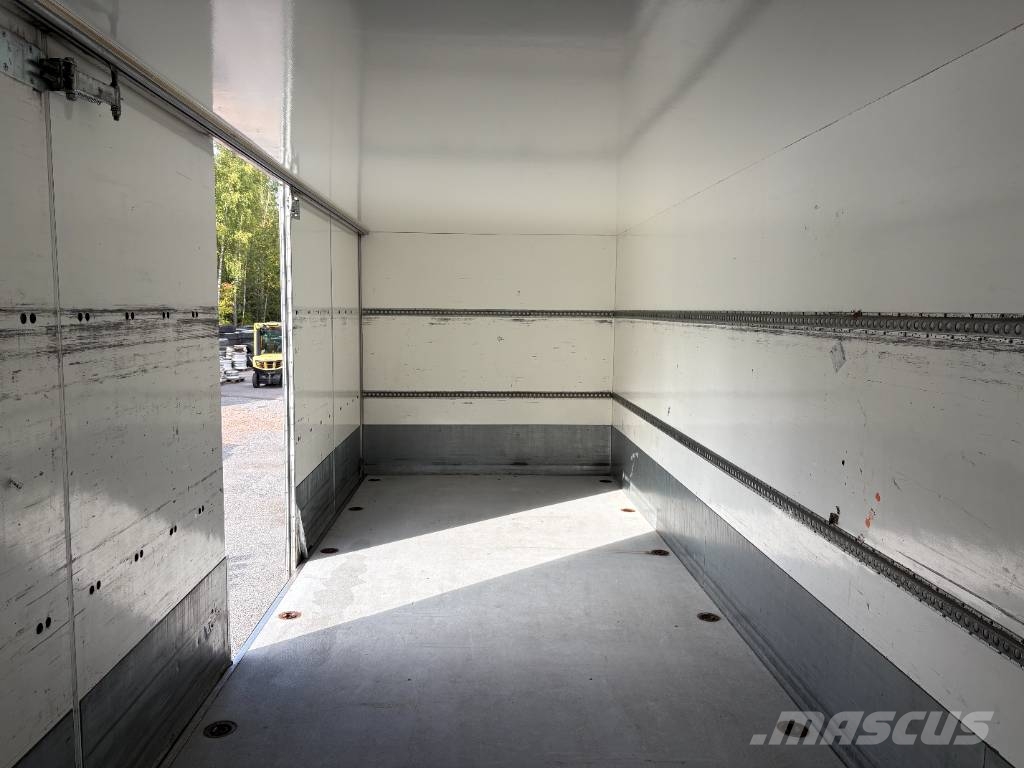 MAN TGM 18.290 Camiones caja cerrada