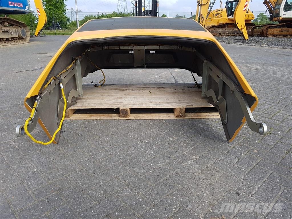 Liebherr L538-8921636-Engine hood/Motorhaube/Motorkap Chasís