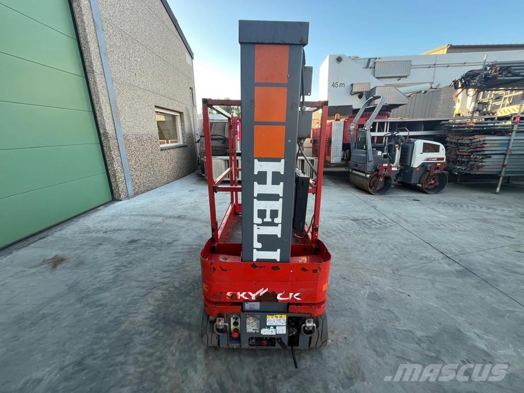 SkyJack SJ16 SJ16 Telescopic boom lifts