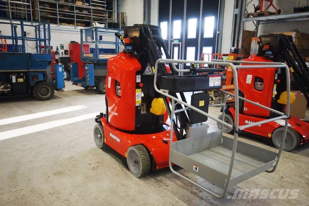 Manitou 100 VJR Ανυψωτήρες με κατακόρυφους πυλώνες