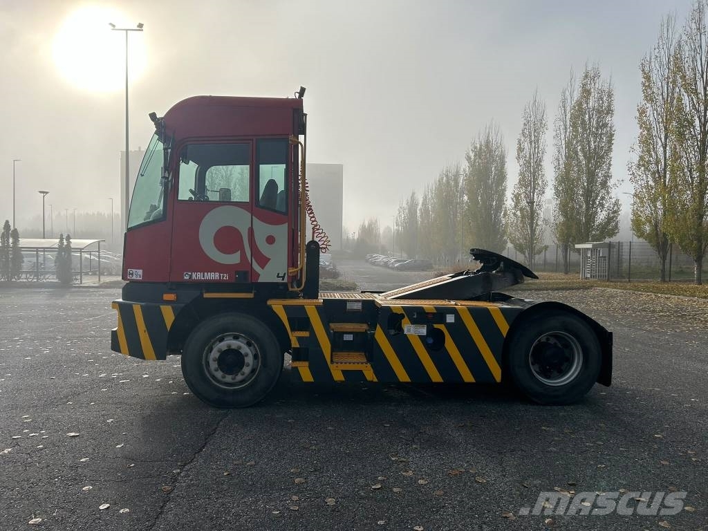 Kalmar T2i Trattori portuali