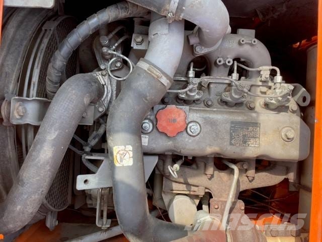 Hitachi ZX 135 US Rupsgraafmachines