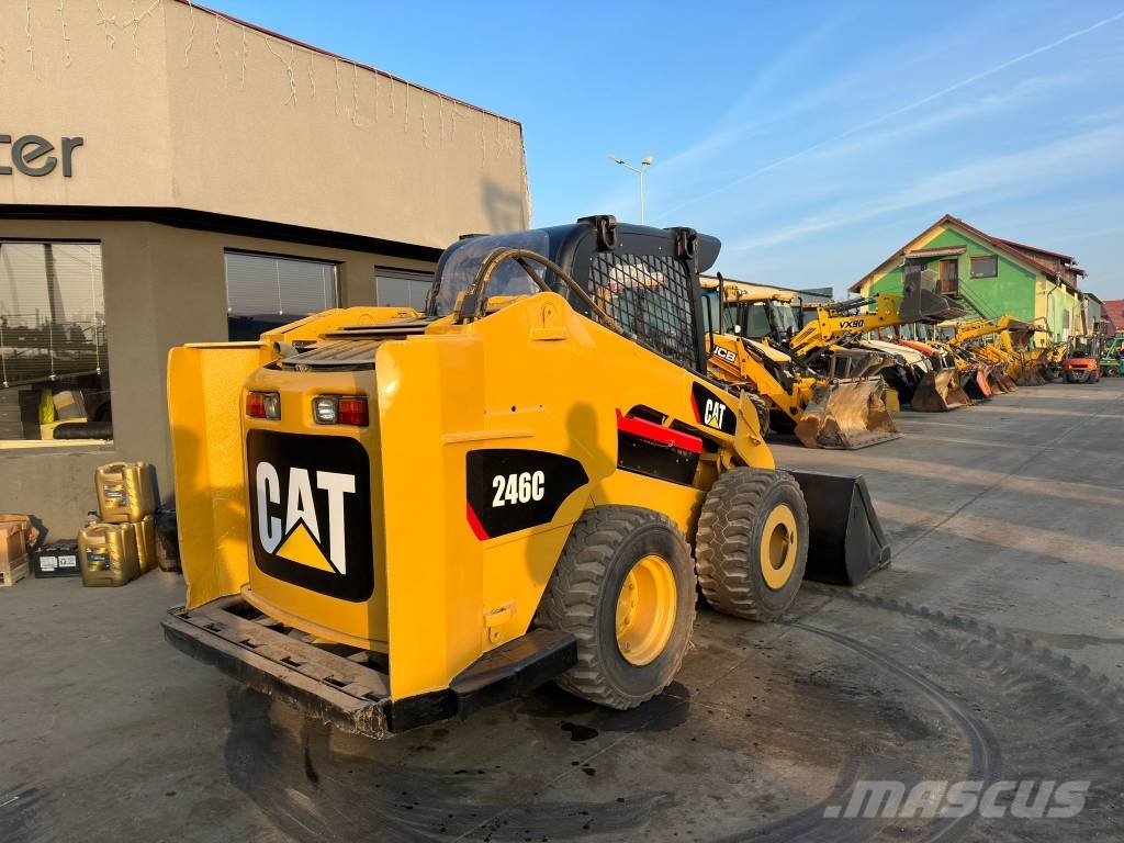 CAT 246 C Φορτωτάκια