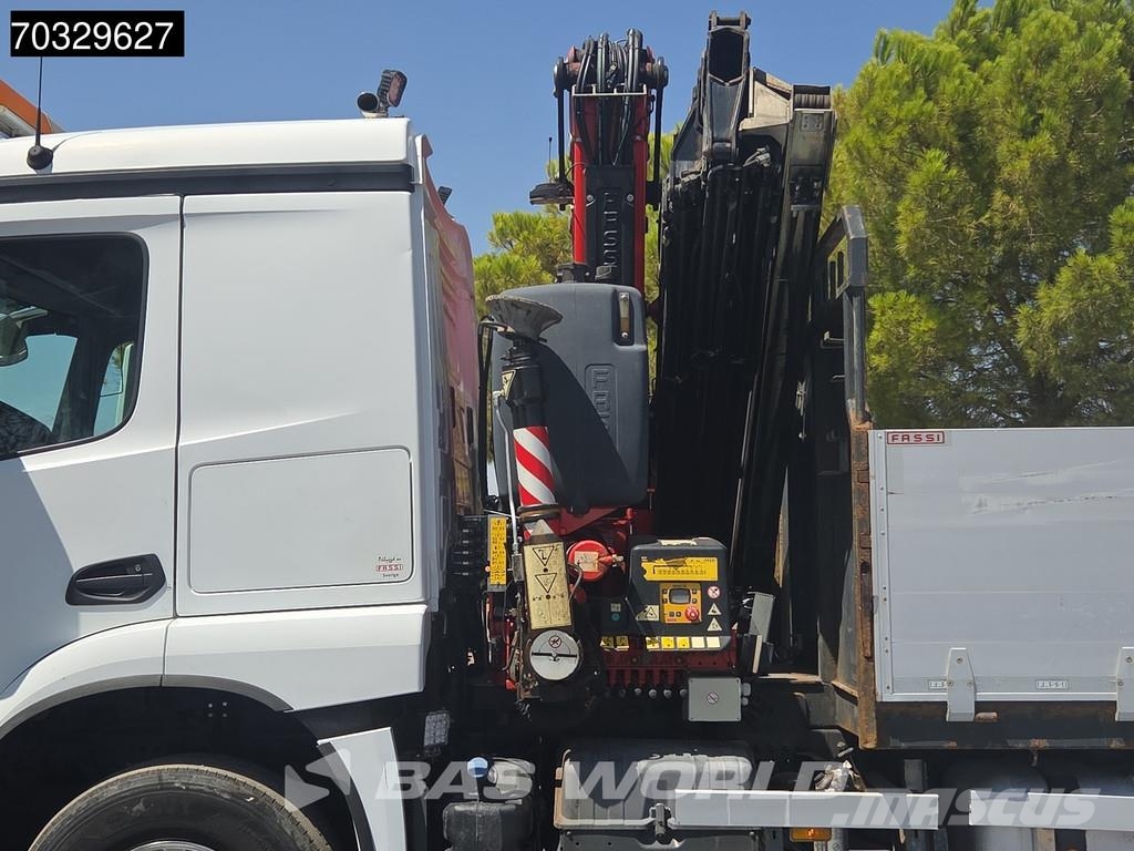 Mercedes-Benz Arocs 2532 Arocs 6X2 FASSI F235A.2.26 E-DYNAMIC Cr 플랫베드/드롭사이드 트럭