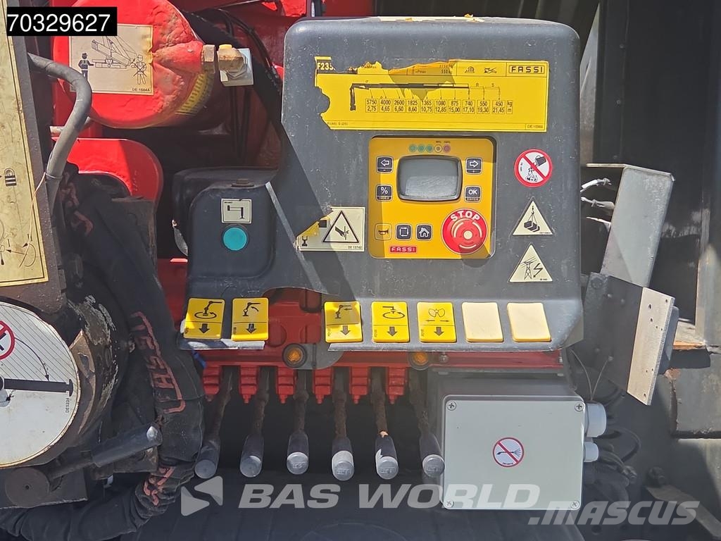 Mercedes-Benz Arocs 2532 Arocs 6X2 FASSI F235A.2.26 E-DYNAMIC Cr 플랫베드/드롭사이드 트럭