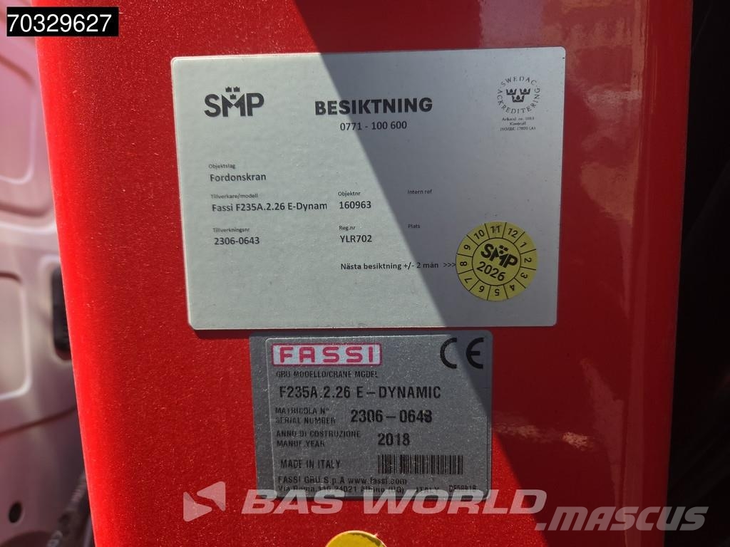Mercedes-Benz Arocs 2532 Arocs 6X2 FASSI F235A.2.26 E-DYNAMIC Cr 플랫베드/드롭사이드 트럭