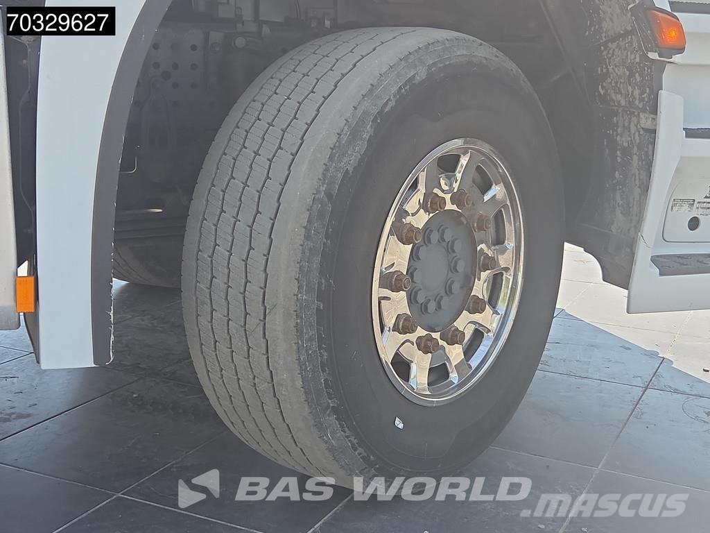 Mercedes-Benz Arocs 2532 Arocs 6X2 FASSI F235A.2.26 E-DYNAMIC Cr 플랫베드/드롭사이드 트럭