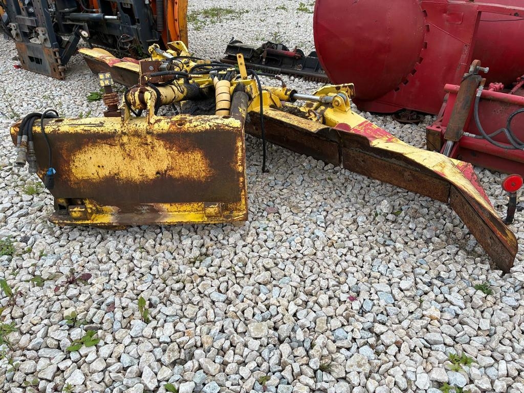  GRADER PLOW / BLADE Lumekoristusmasinad