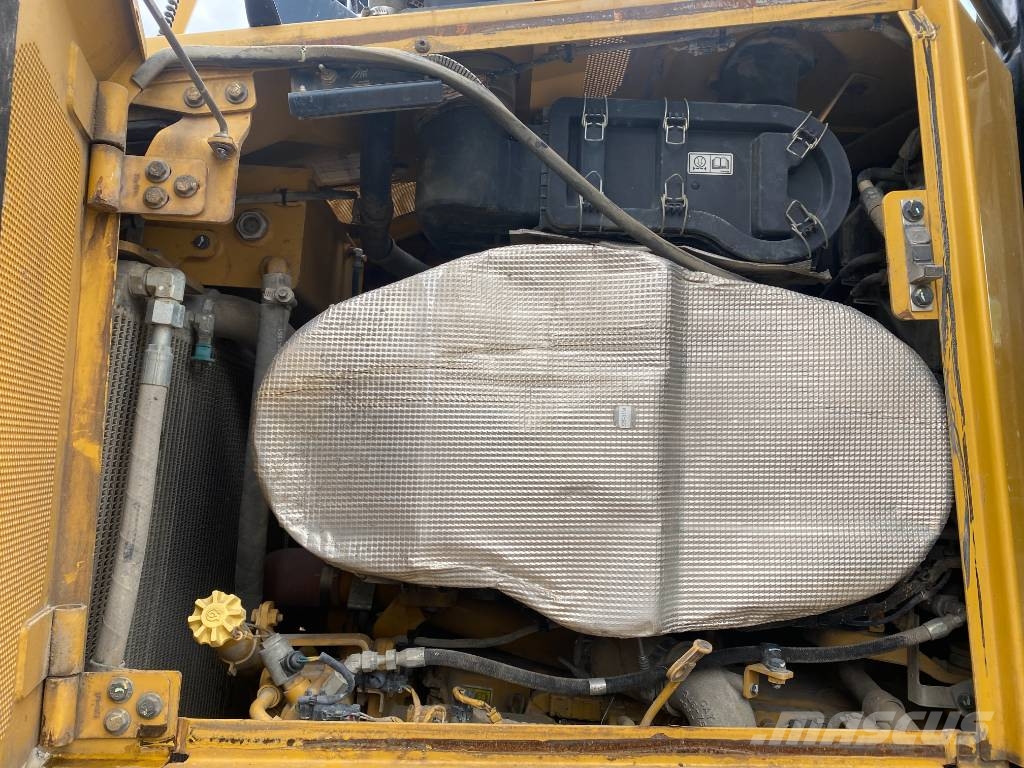 CAT D 6 T XL Rupsdozers