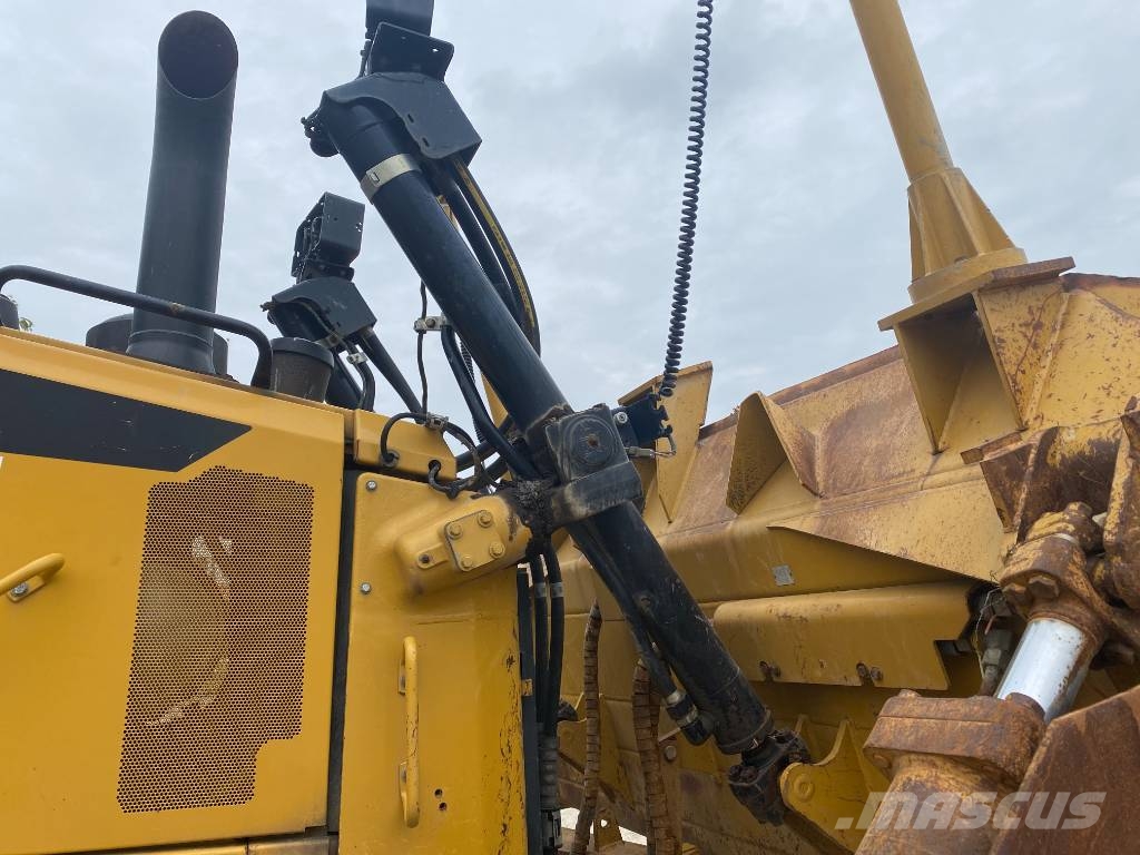 CAT D 6 T XL Rupsdozers
