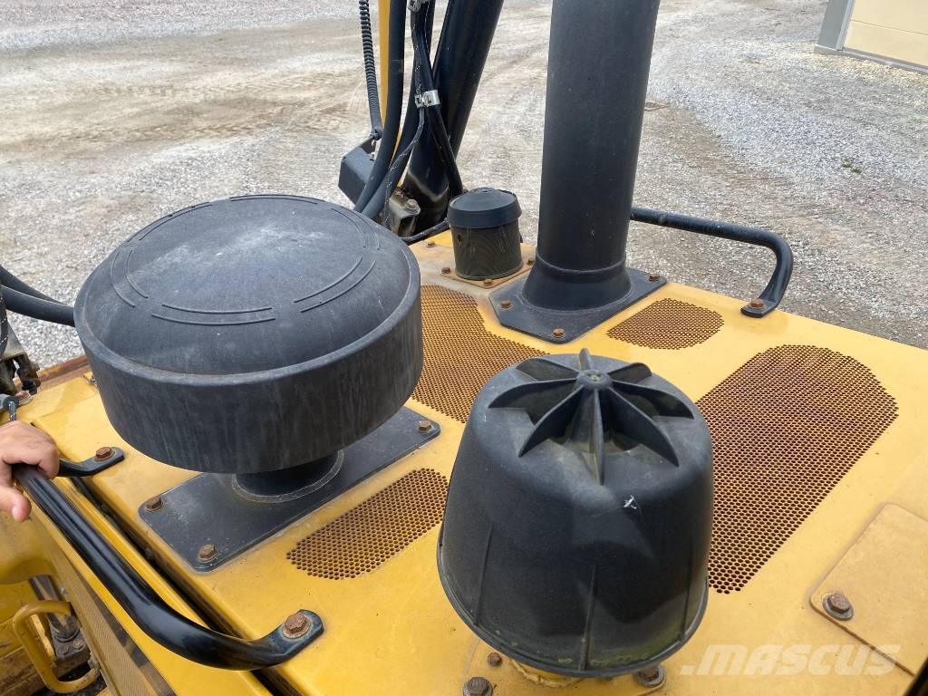 CAT D 6 T XL Rupsdozers