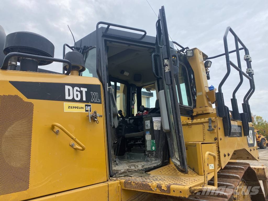 CAT D 6 T XL Rupsdozers