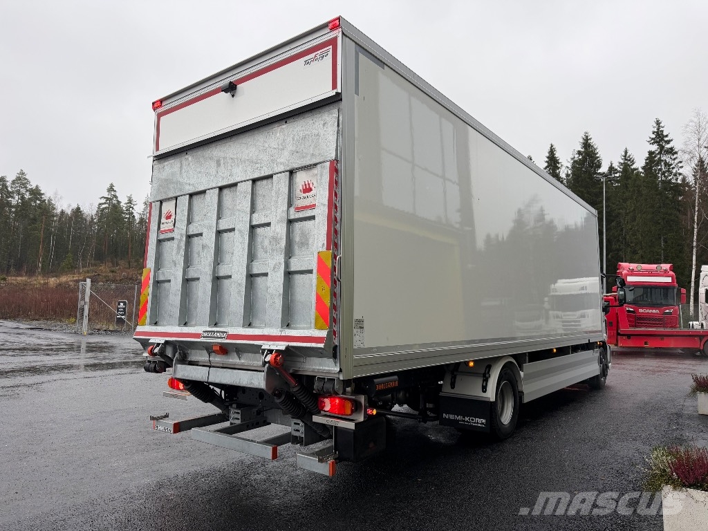 Iveco Eurocargo 160E28FP Umpikorikuorma-autot