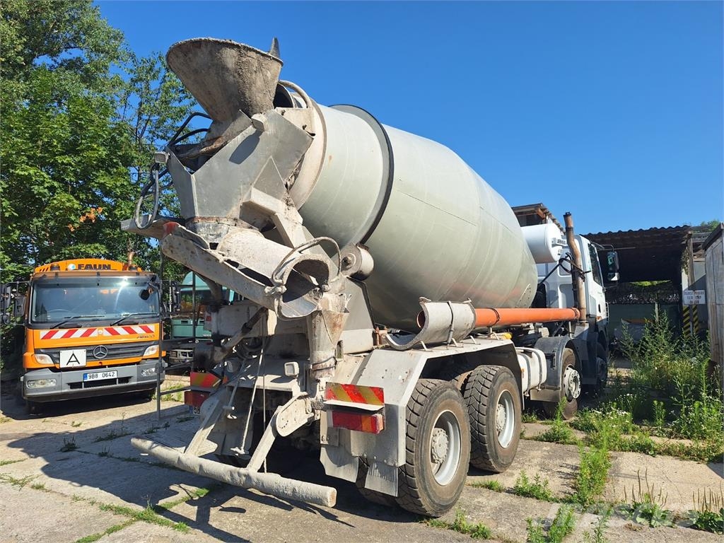 DAF FAD CF 85.430 8X4 Шасі з кабіною