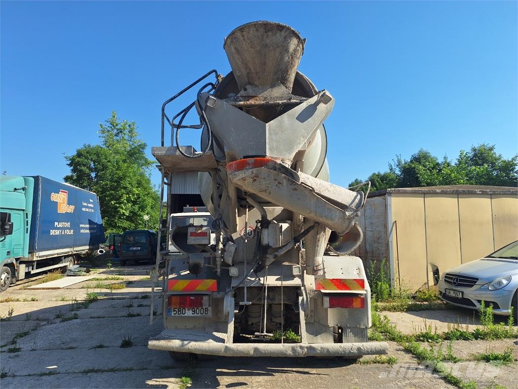 DAF FAD CF 85.430 8X4 Шасі з кабіною