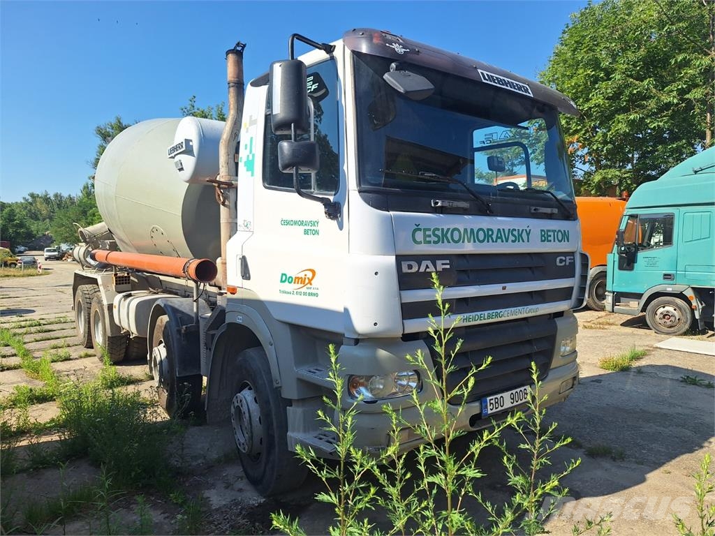 DAF FAD CF 85.430 8X4 Шасі з кабіною