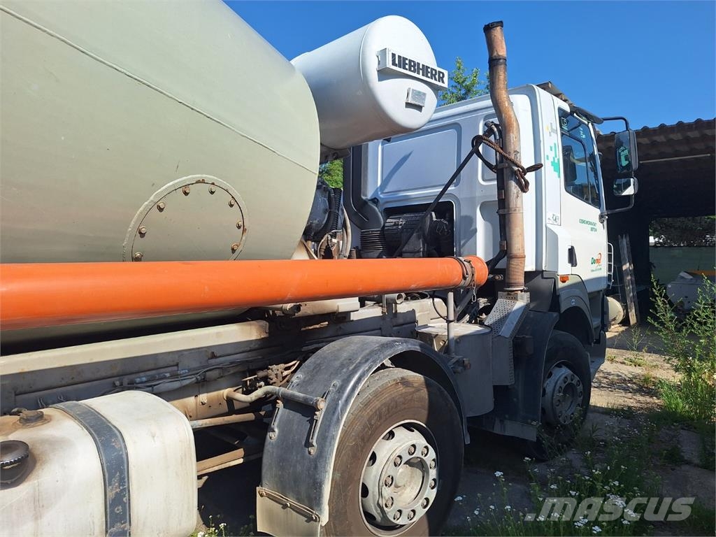 DAF FAD CF 85.430 8X4 Шасі з кабіною
