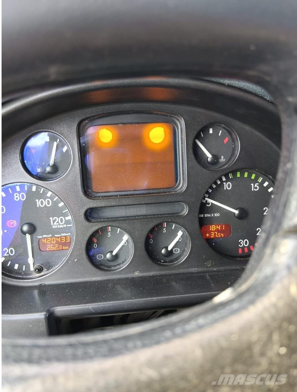 DAF FAD CF 85.430 8X4 Шасі з кабіною