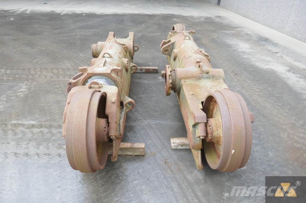 CAT 9W-0558 Banden, wielen en velgen