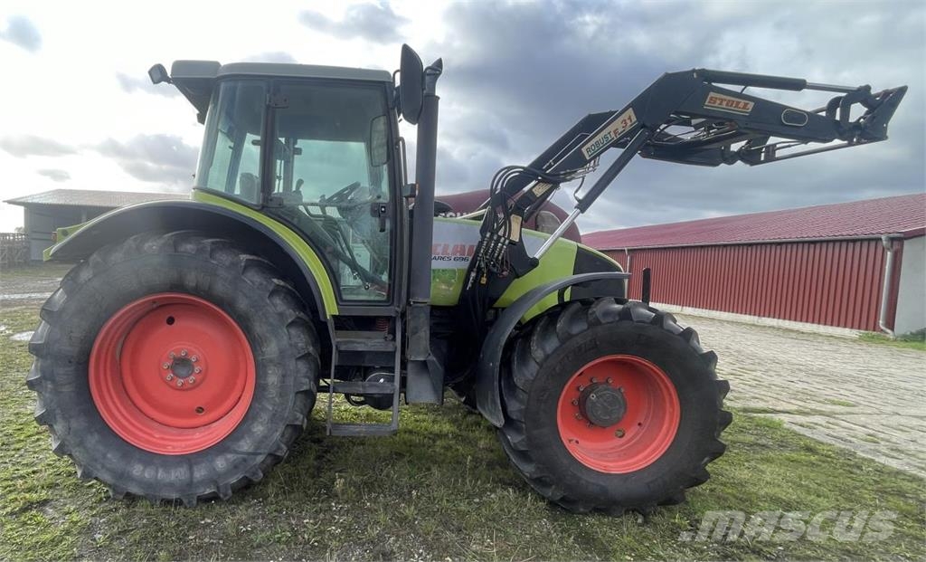 CLAAS Ares 696 RZ الجرارات