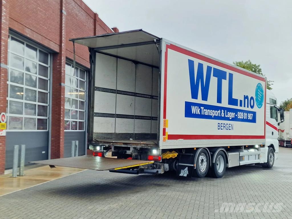 MAN TGX 26 510 6x2 - Box with sidedoors - Retarder - L Furgons