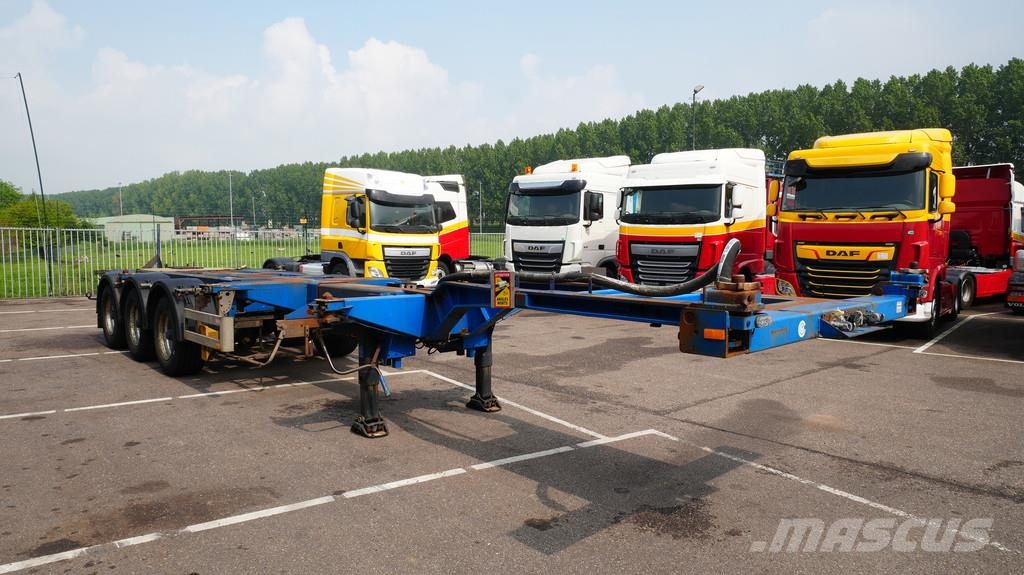 Pacton 3 axle container chassis extendable trailer Konteinerių puspriekabės