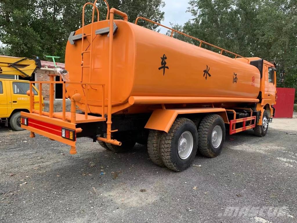 Shacman F3000 6x4 Vanningsvogn for støvdemping