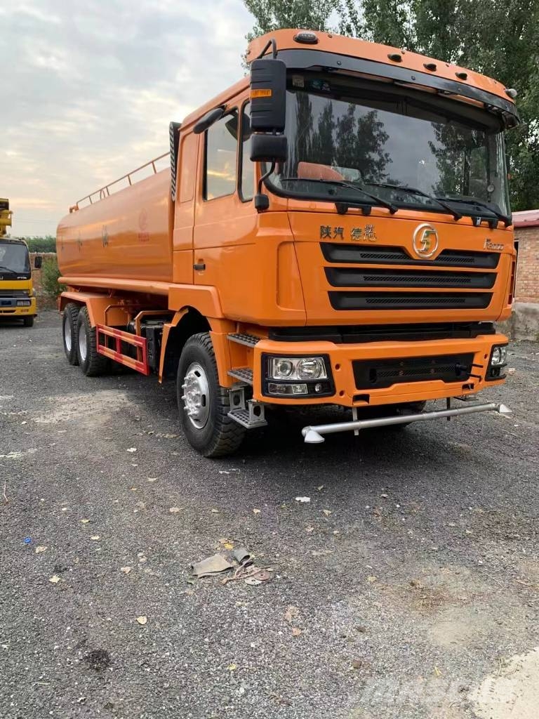 Shacman F3000 6x4 Vanningsvogn for støvdemping