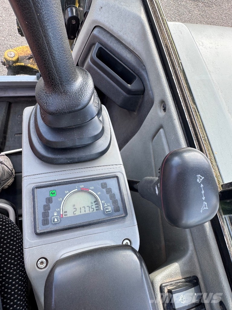 Wacker Neuson EZ36 EZ38 2 Löffel MS 03 ミニ油圧ショベル 7t以下（ミニユンボ・ミニディガー）