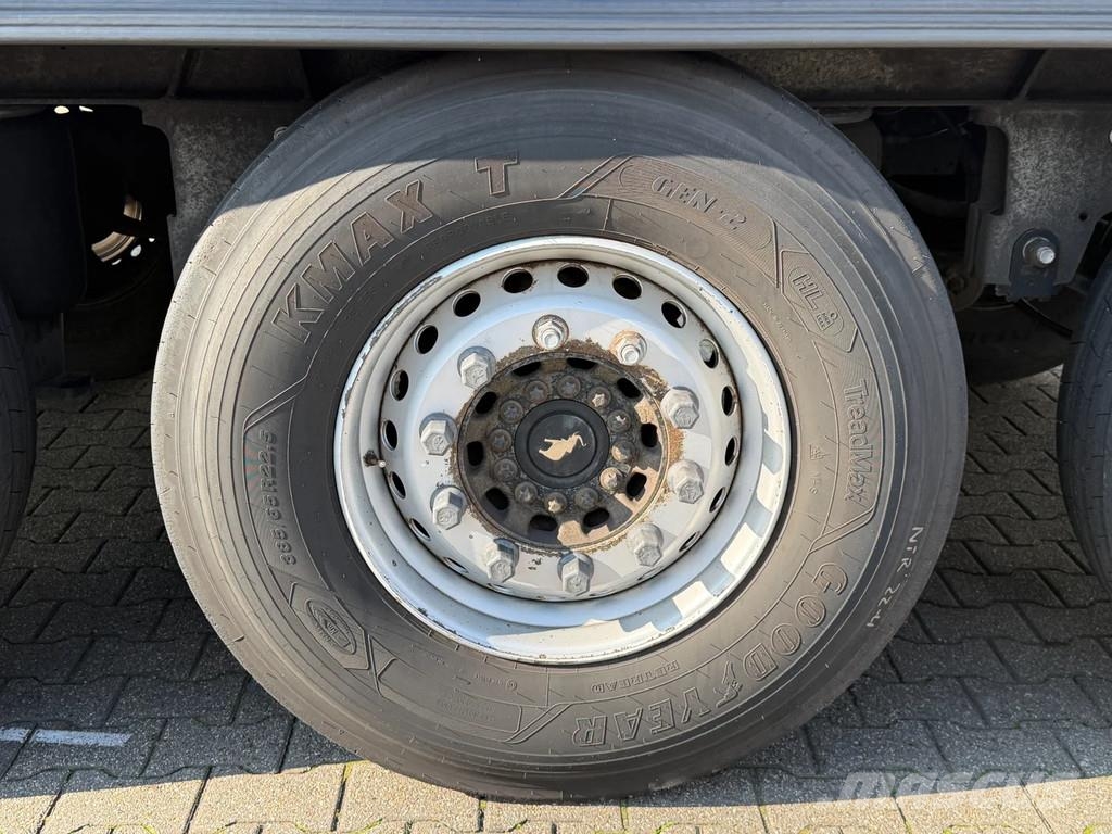 Schmitz Cargobull N/A Thermo King SLXi 300 / Disc-Brakes Koel-vries opleggers