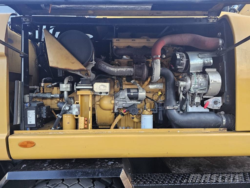 CAT M 313 D Mobilbagger