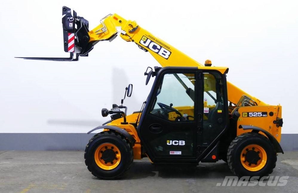 JCB 525 - 60 HiViz T4 4x4x4 - 6m / 2.5t. Q - Fit 伸缩臂叉装车|叉装车