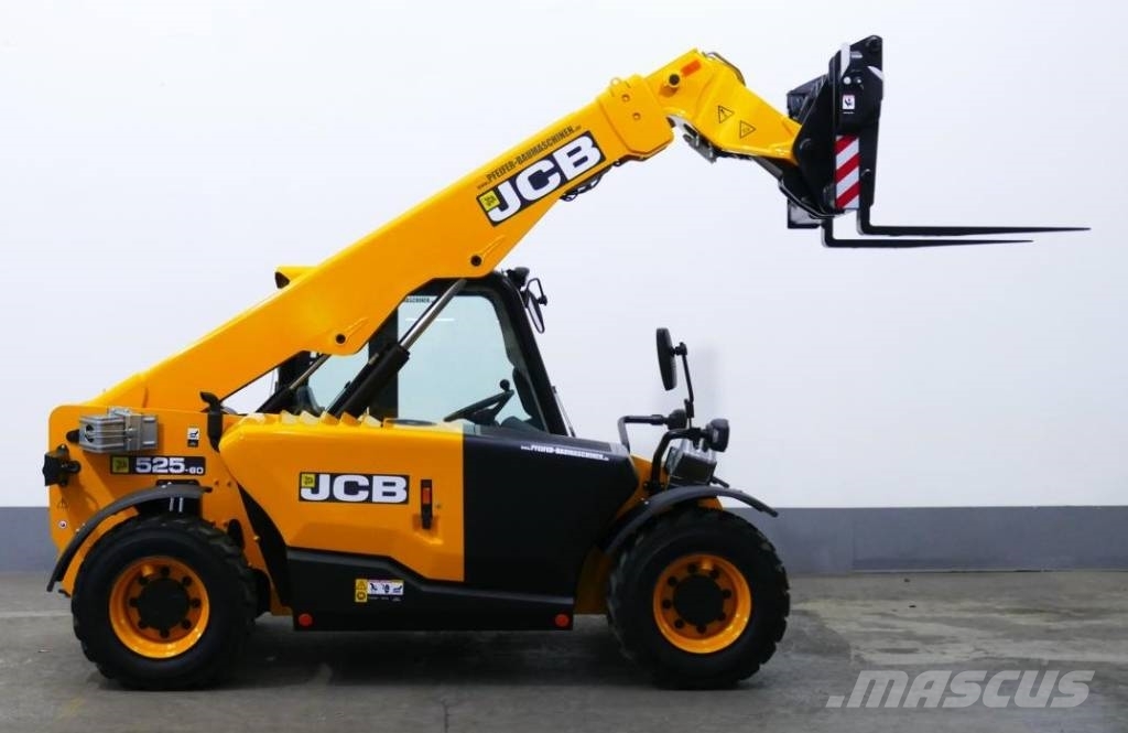 JCB 525 - 60 HiViz T4 4x4x4 - 6m / 2.5t. Q - Fit 伸缩臂叉装车|叉装车