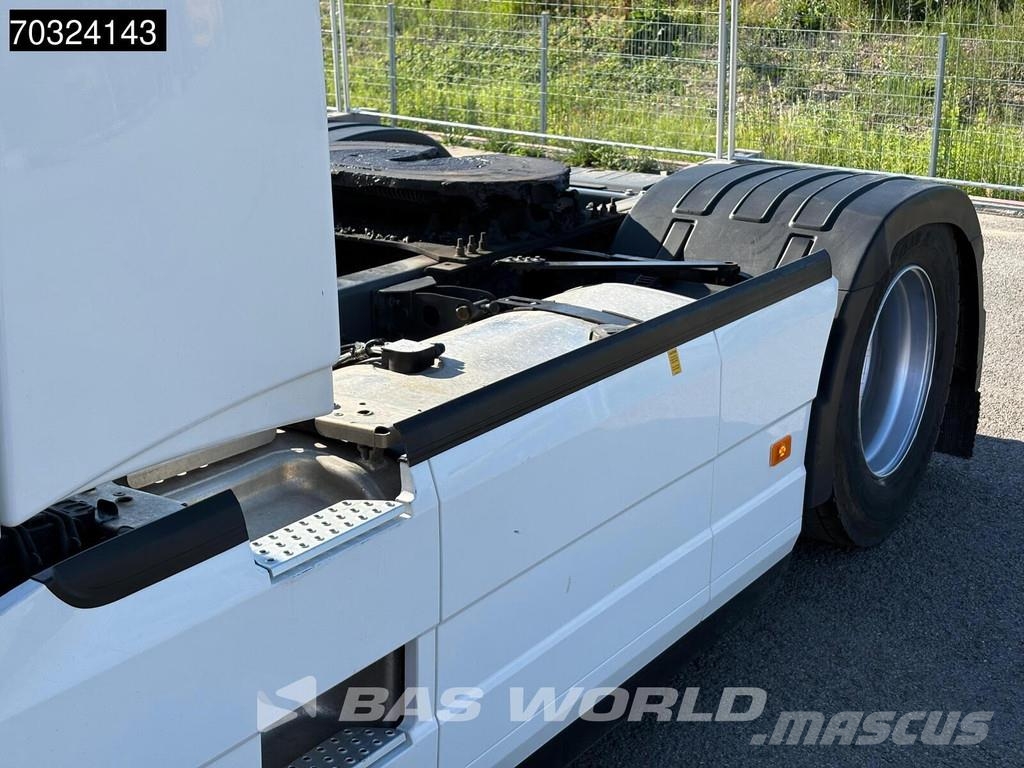 Volvo FH 460 4X2 XL VEB+ TC 2xTanks I-ParkCool Trekkers