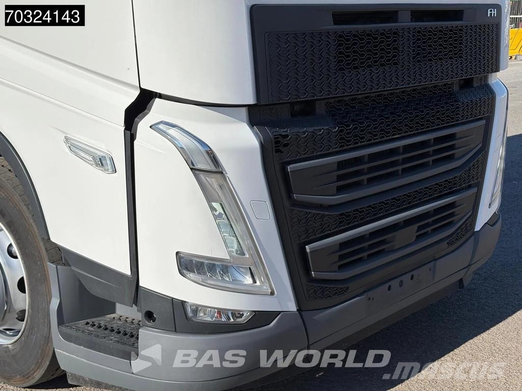 Volvo FH 460 4X2 XL VEB+ TC 2xTanks I-ParkCool Trekkers