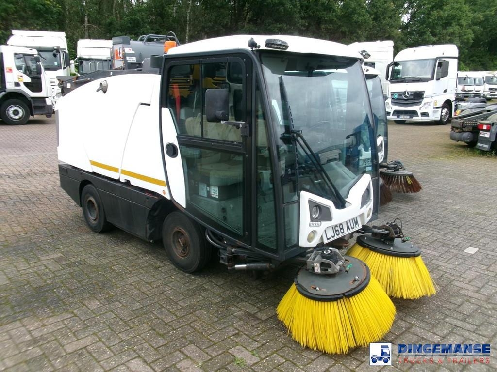 Johnston C202 compact street sweeper Otros tipos de vehículo de asistencia
