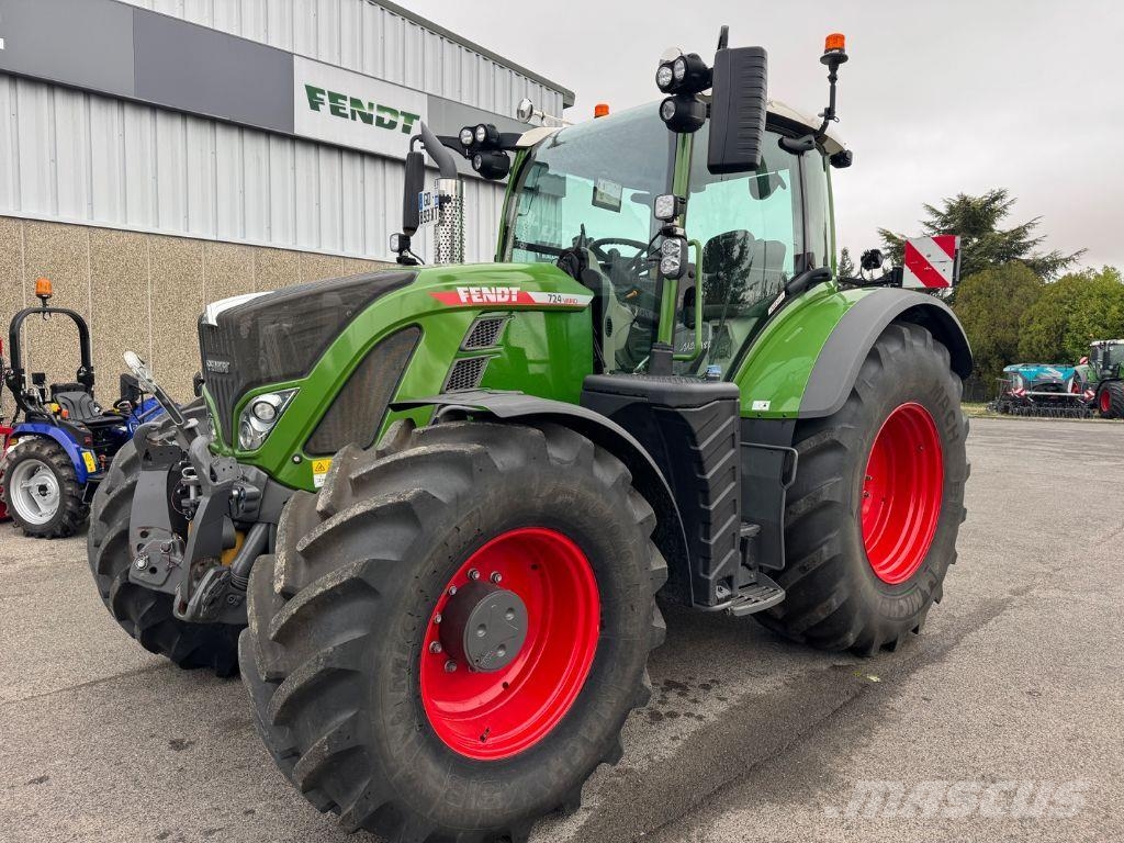 Fendt 724 PROFI PLUS GEN6 Tractors