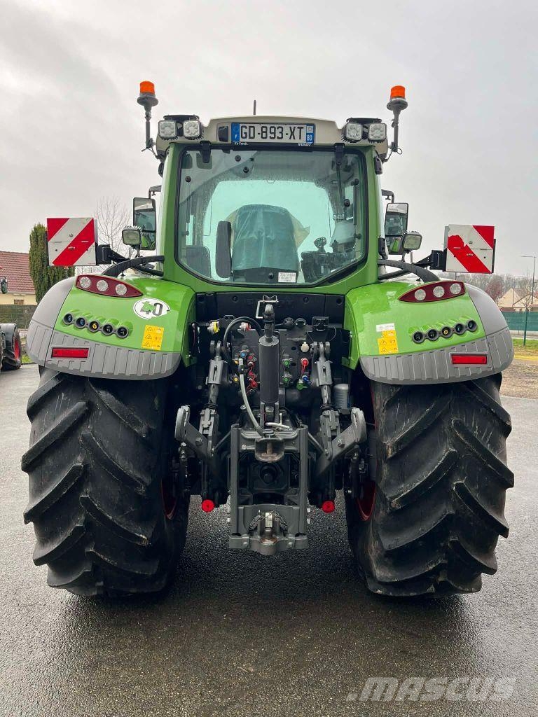 Fendt 724 PROFI PLUS GEN6 Трактори