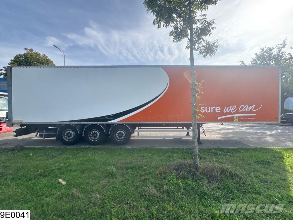 Fruehauf gesloten bak Semi remorque fourgon