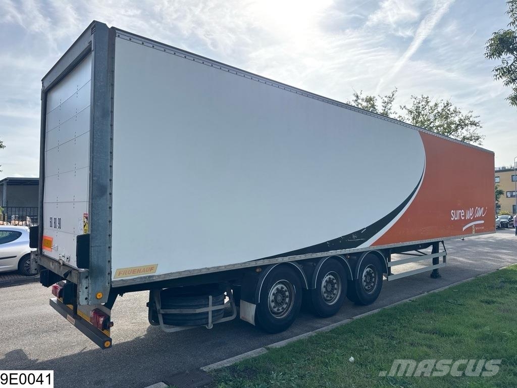 Fruehauf gesloten bak Semi remorque fourgon