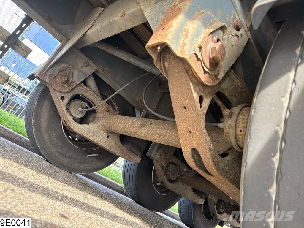 Fruehauf gesloten bak Semi remorque fourgon