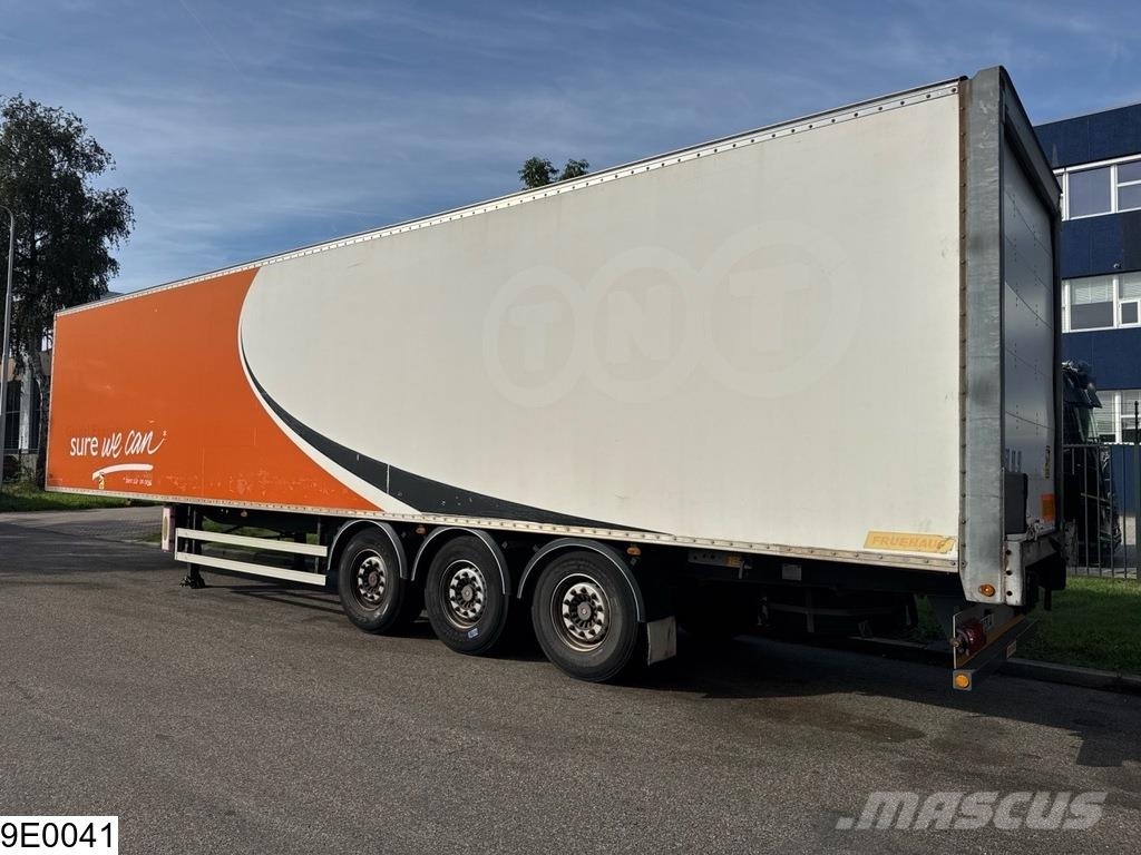 Fruehauf gesloten bak Semi remorque fourgon