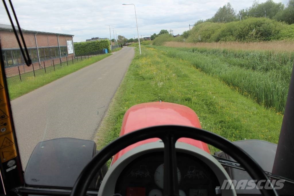 Massey Ferguson 6480 met Herder Grenadier 518LS Tractors