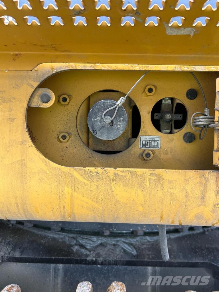 CAT 390 FL LRE Escavatori cingolati