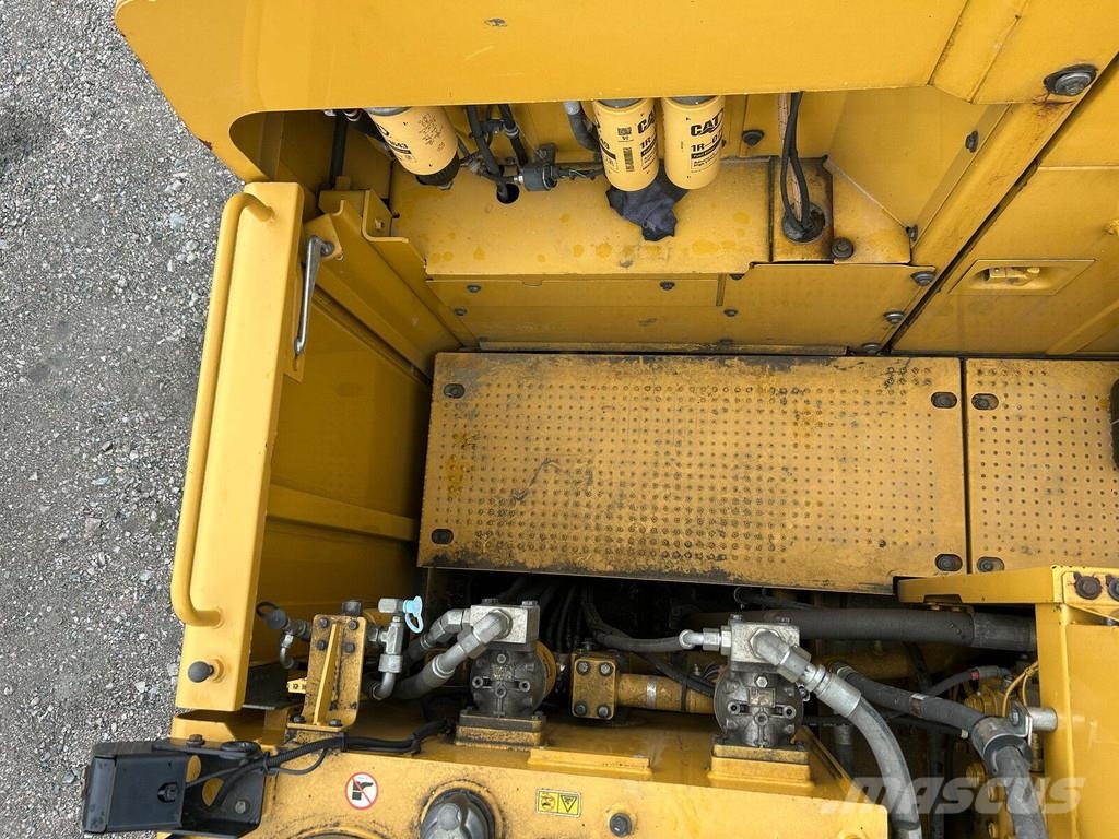 CAT 390 FL LRE Excavadoras sobre orugas