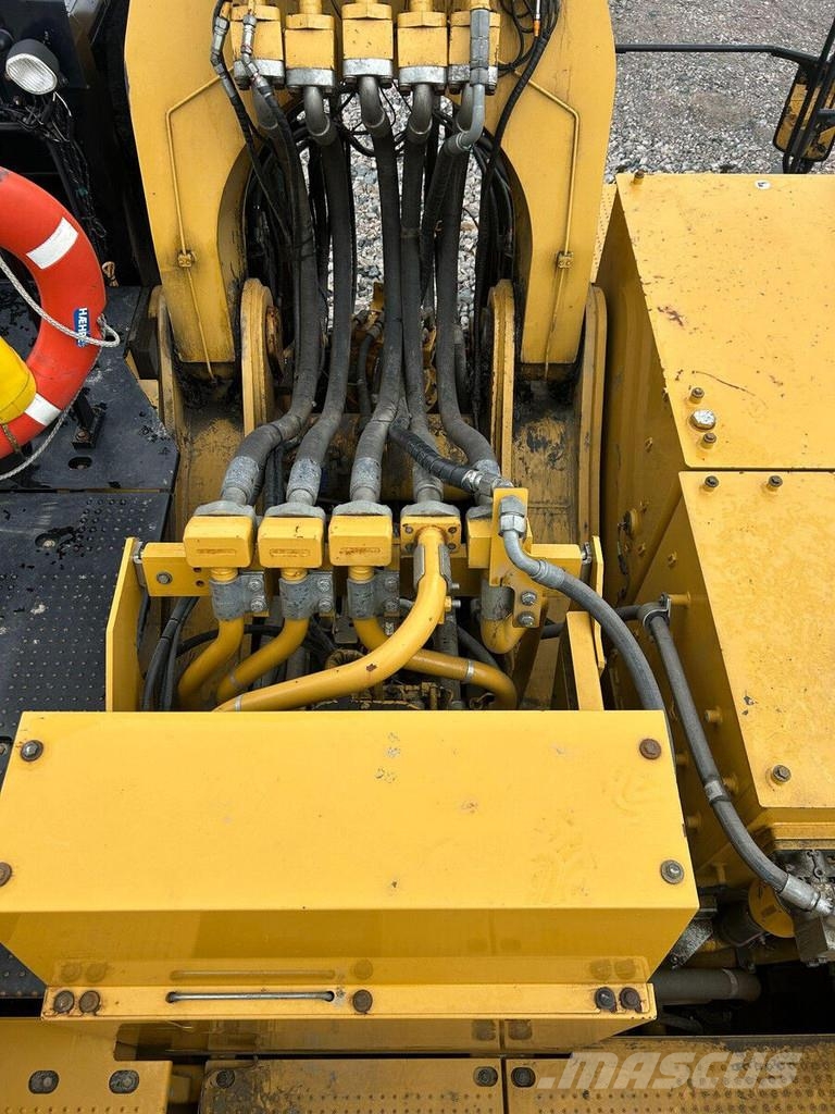 CAT 390 FL LRE Excavadoras sobre orugas
