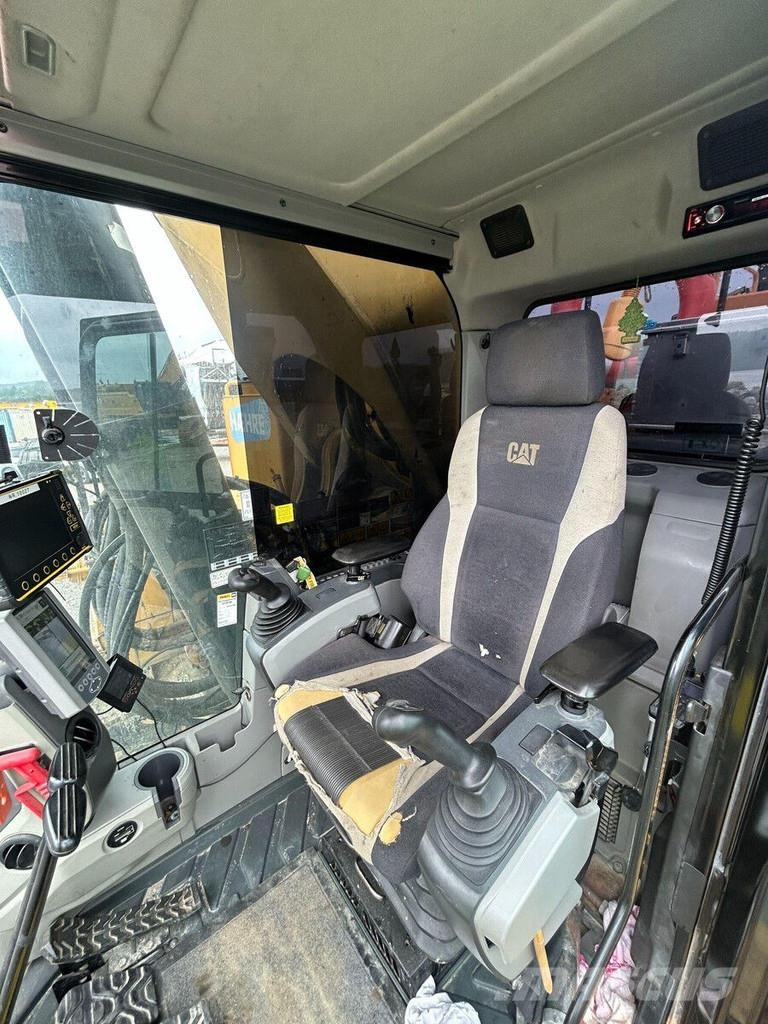 CAT 390 FL LRE Escavatori cingolati