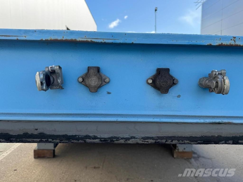 Nooteboom ODL-32 2 AXLE LOWLOADER - SAF AXLE Low loader-semi-trailers