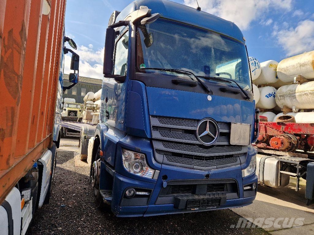 Mercedes-Benz ACTROS 1843 LS Sadulveokid