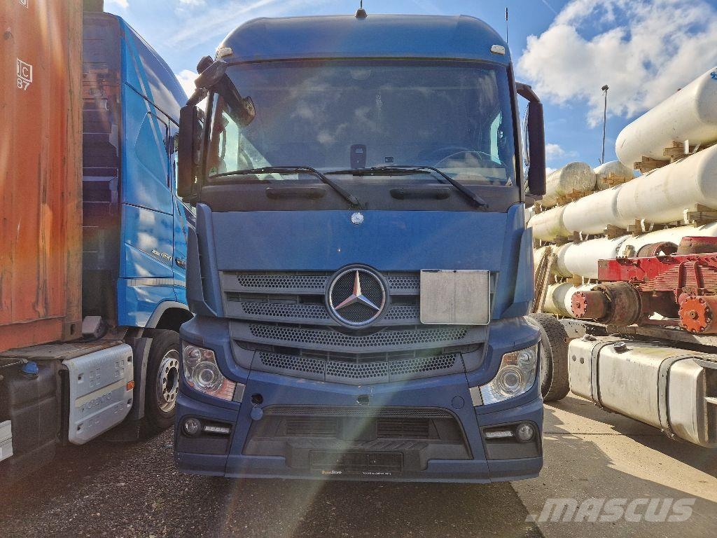 Mercedes-Benz ACTROS 1843 LS Sadulveokid